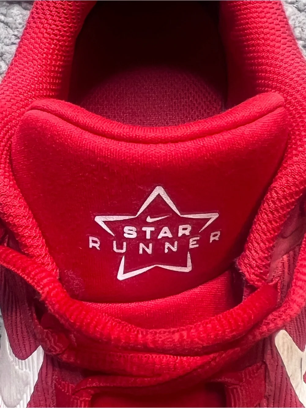 Nike star runner